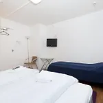 Panzió Stavanger Bed & Breakfast *